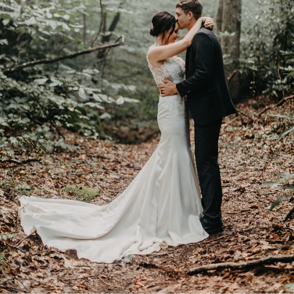 Wedding dress